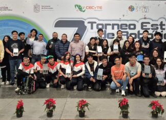 Van estudiantes del Cecytem Lagunillas al mundial de Robótica en Texas