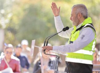 Destaca Bedolla inversión de 5 mil mdp en rehabilitar red carretera estatal