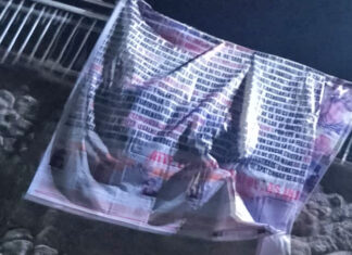 Narcolona con acusaciones contra autoridades es asegurada en Apatzingán