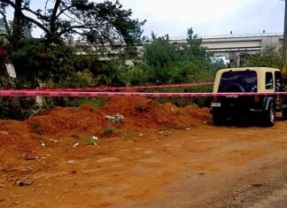 Hallan a hombre ejecutado dentro de un Jeep y cráneo humano cerca de la autopista Siglo XXI