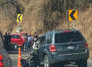 Un muerto y un herido tras brutal choque entre camionetas en La Piedad