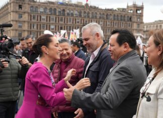 Promete Sheinbaum hospitales, autopistas, mejoras al Puerto LZC y planta de leche para Michoacán