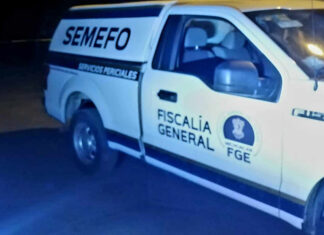 Hallan a tres ejecutados en sillas al costado de la carretera Apatzingán-Aguililla