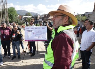 Avanza construcción del teleférico de Uruapan; Bedolla supervisa obra
