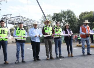 Inaugura Bedolla rehabilitación de vialidades en Uruapan