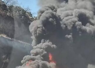 Cierre total en la México-Querétaro por choque múltiple e incendio de vehículos