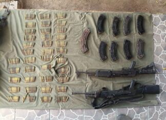 En Apatzingán, fuerzas estatales y federales aseguran explosivos, fusiles y 380 cartuchos: SSP