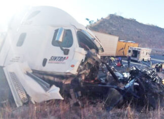 Fuerte choque entre dos tráileres en la autopista Pátzcuaro-Cuitzeo deja tres heridos graves