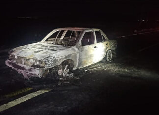 Encuentran dos cuerpos calcinados dentro de un vehículo incendiado en Cuitzeo