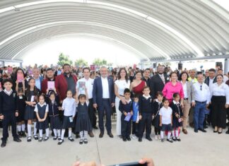 Inaugura Bedolla preescolar y primaria en Villas del Pedregal