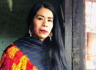 Rubí Huerta Norberto, poeta purépecha homenajeada en la K’uínchekua