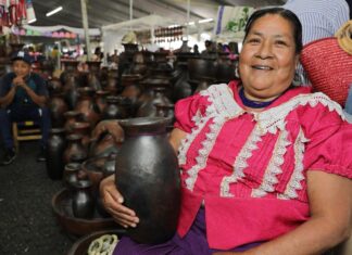 Tianguis de Domingo de Ramos: escaparate del arte popular michoacano