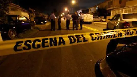 escena del crimen noche