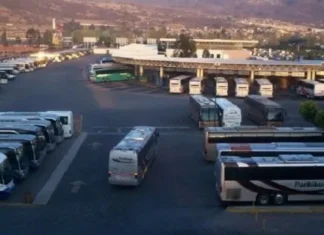 Reanudan corridas de autobuses en Morelia tras jornada violenta en carreteras