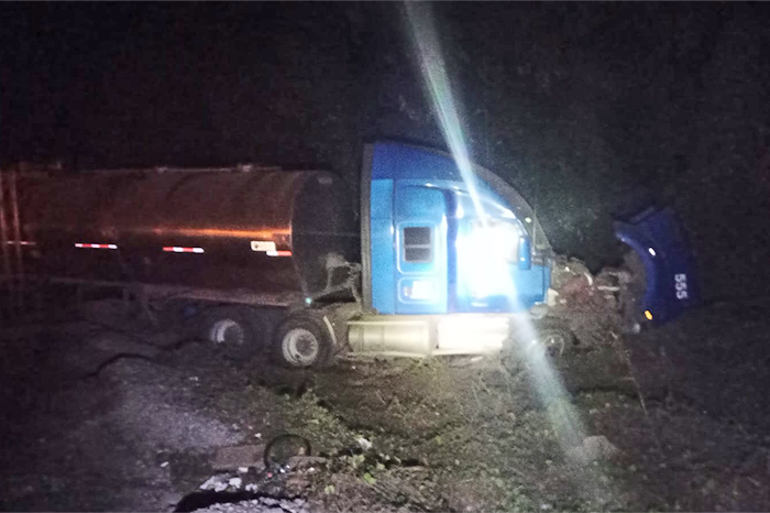 Chocan-dos-tractocamiones-en-la-Siglo-XXI