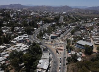 Distribuidor vial de autopista Zitácuaro-Maravatío, listo en octubre: Bedolla
