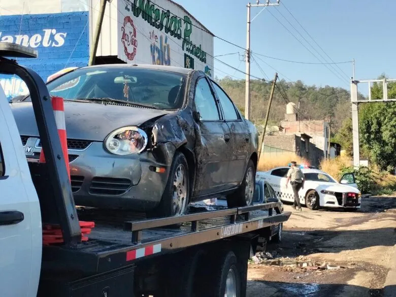 reportan-volcadura-en-la-morelia-patzcuaro-780x585