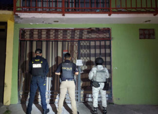 Fiscalía General asegura mil 869 dosis de droga tras cateos en Morelia; hay un detenido