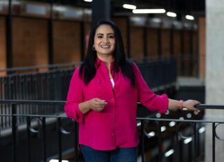 Con orden y alegría, concluye entrega de locales en nuevo mercado de Pátzcuaro: Gladyz Butanda