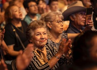 ¡Concierto gratis para mamá! Espinoza Paz llega mañana al Festival de Origen