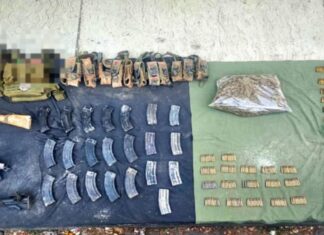 Detenidos tres hombres armados, aseguran droga y cartuchos en Apatzingán