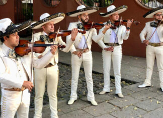 Convocan a regalar serenatas por el Día de las Madres en Morelia