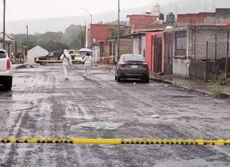 Conductor es asesinado a balazos en la zona poniente de Morelia; vestía uniforme de empresa de seguridad