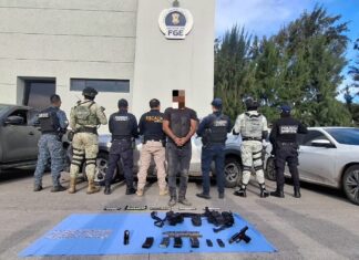 Un detenido en Álvaro Obregón, aseguran tres vehículos y armamento: SSP