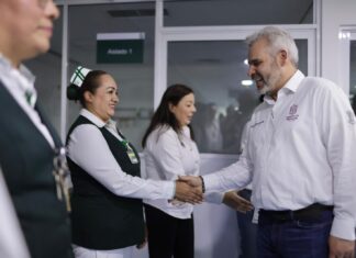 Se consolidan servicios de salud para Uruapan; recorre Bedolla hospital del IMSS