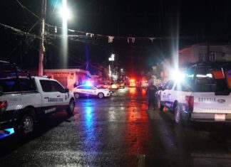 Ataque armado en Zamora deja tres policías muertos; agresores huyen y abandonan vehículo