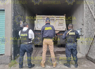 Policía Morelia resguarda vehículo presuntamente implicado en la muerte de joven ciclista