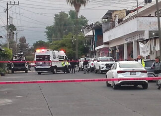 Balean a joven automovilista en la colonia Emiliano Zapata, en Uruapan