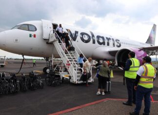 Llega a Morelia el primer vuelo directo de Ontario gestionado por el Gobierno de Michoacán