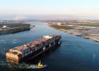 Puerto de Lázaro Cárdenas avanza como plataforma logística del Pacífico: Sedeco