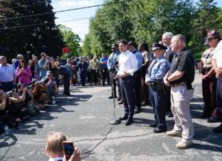 Dos niños muertos y 17 heridos tras tiroteo en escuela católica de Minneapolis