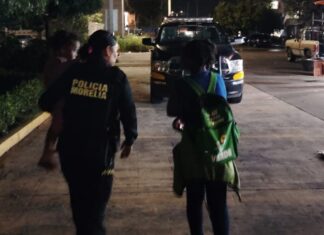 Policía de Morelia rescata a dos menores solas y desorientadas en Villas del Pedregal