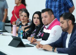 Impulsa Gladyz Butanda regularización de 37 colonias en Uruapan