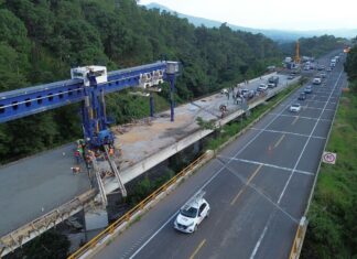 Supervisa Bedolla ampliación de la autopista Siglo XXI tramo Zirahuén-Uruapan