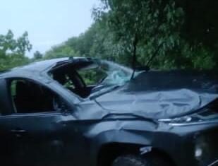 Agentes estatales y federales aseguran en Parácuaro armas, granadas y un vehículo