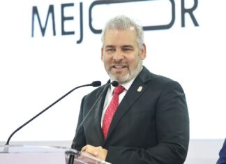 Más de 5 mil 719 mdp de inversión histórica para Michoacán en becas educativas: Bedolla