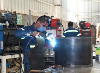 Aumento salarial, clave para reducir niveles de pobreza: Sedeco