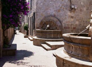 Callejoneada este sábado en el Callejón del Romance, a pesar de la lluvia