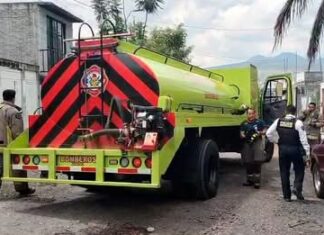 Freidora provoca incendio en negocio de frituras en Morelia; joven sufre crisis nerviosa