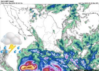 Narda se convierte en huracán categoría 1; Michoacán, en alerta