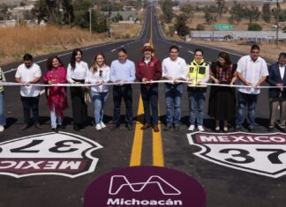 Rehabilitación carretera en Michoacán al 45 %; se abre camino al desarrollo: Bedolla