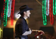 Nodal se ausenta del cumpleaños de su hija por cantar en Morelia