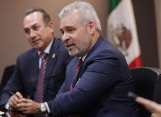 Bedolla estrecha relación con el consulado de Chicago en apoyo a migrantes