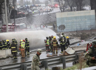 CdMx implementará protocolo para vehículos de carga tras explosión de pipa en Iztapalapa