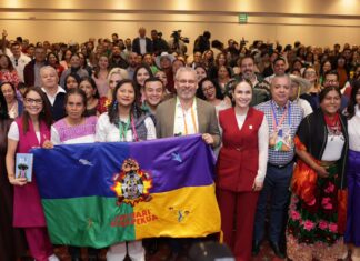 Mujeres Michoacán, el libro que plasma la fuerza femenina por la igualdad: Bedolla