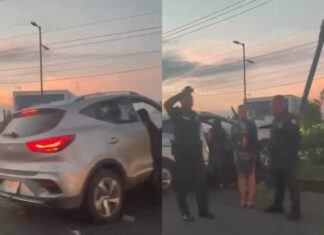 Camioneta se impacta contra árbol y poste en Madero Poniente